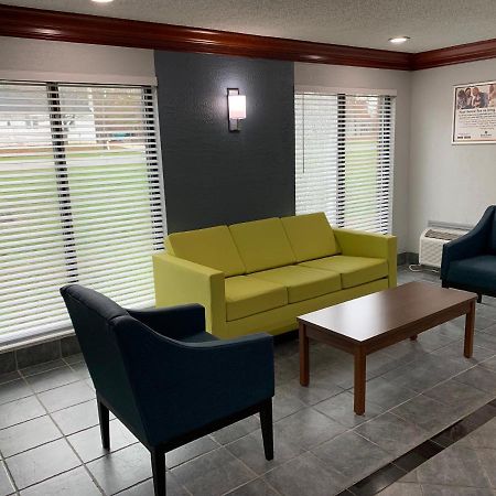Hometowne Studios By Red Roof Egg Harbor-Atlantic City Airport Egg Harbor Township Ngoại thất bức ảnh