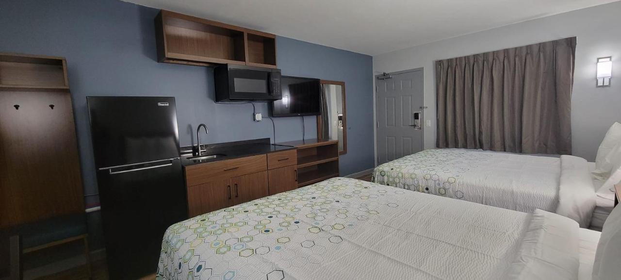Hometowne Studios By Red Roof Egg Harbor-Atlantic City Airport Egg Harbor Township Ngoại thất bức ảnh