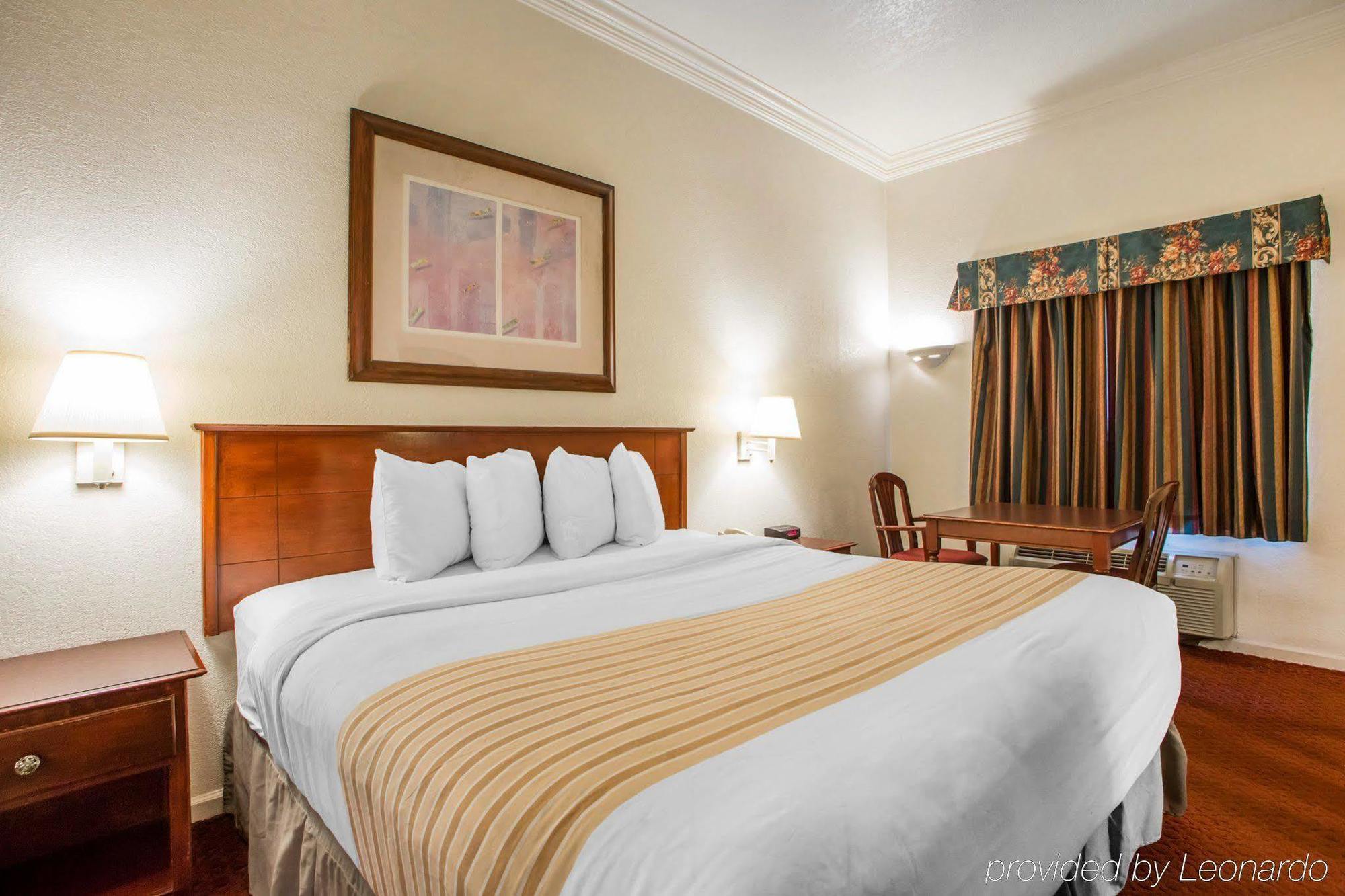Hometowne Studios By Red Roof Egg Harbor-Atlantic City Airport Egg Harbor Township Ngoại thất bức ảnh